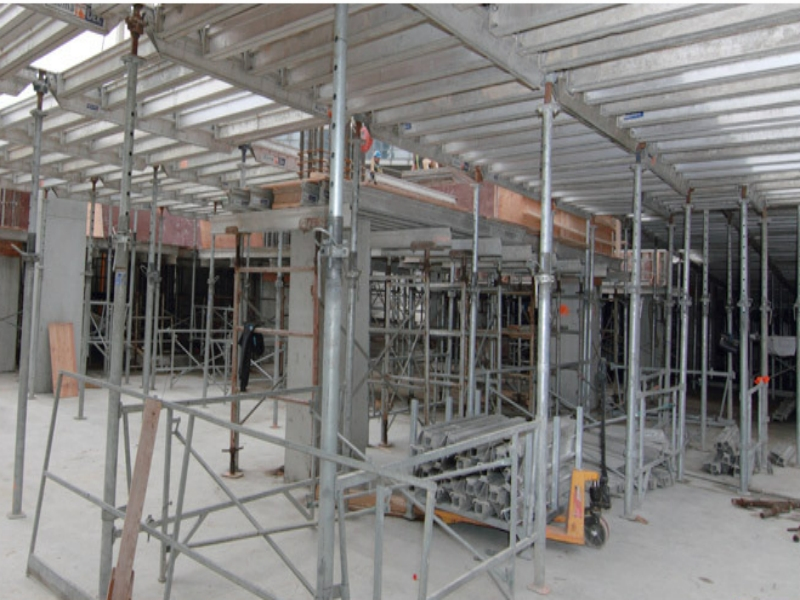 scaffolding used in construction